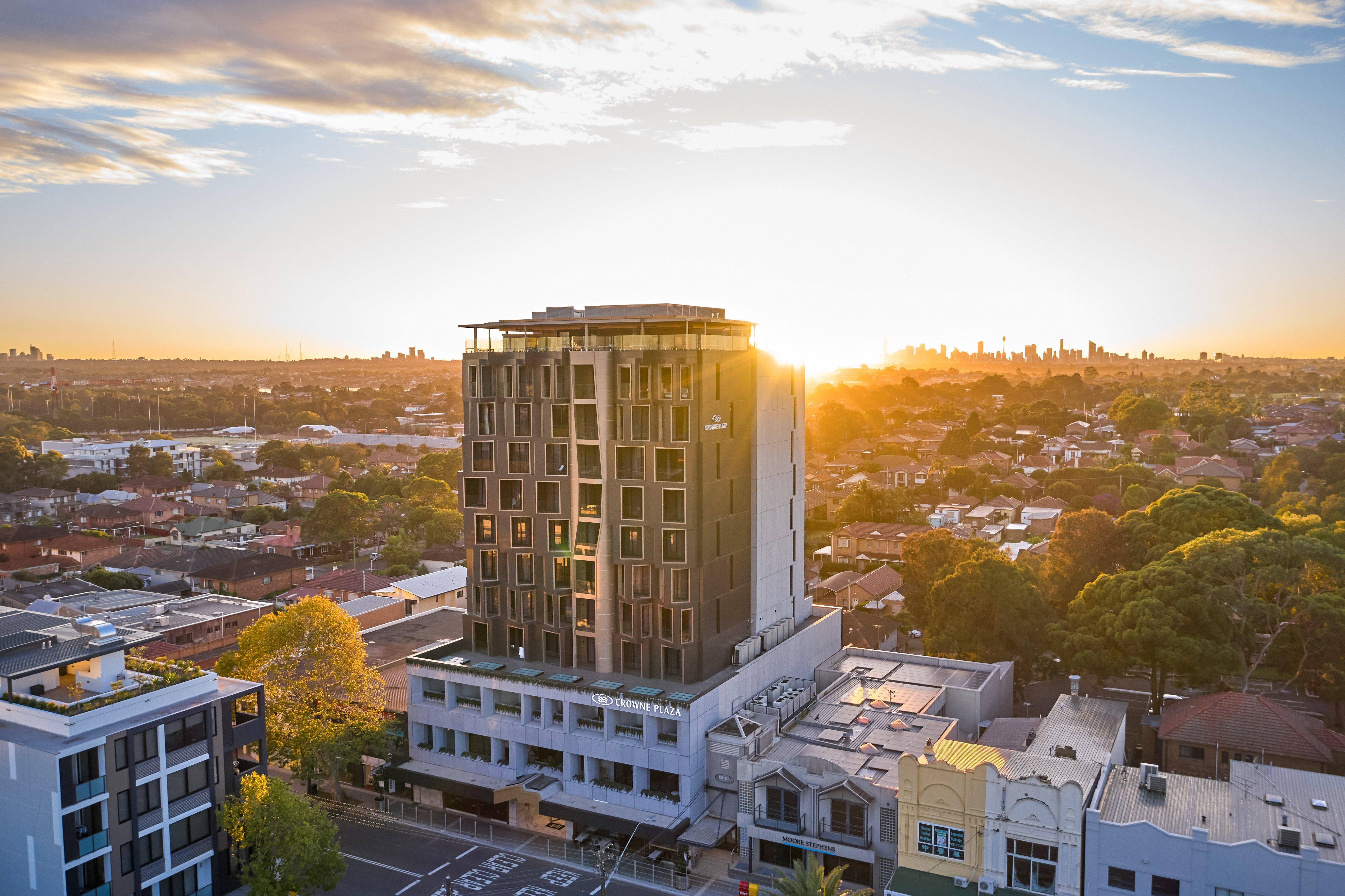 Crowne Plaza Sydney Burwood By Ihg Sidney Exterior foto